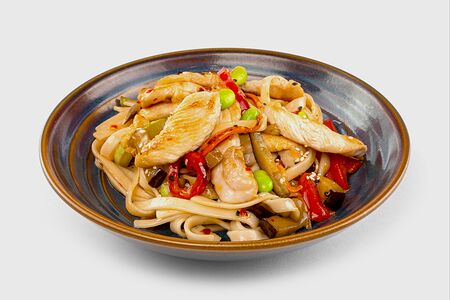 Удон с курицей