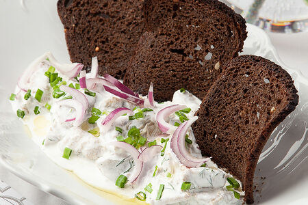 Грузди в сметане