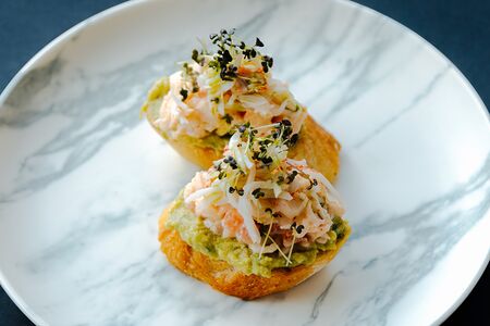 Лангустин/краб/гуакамоле