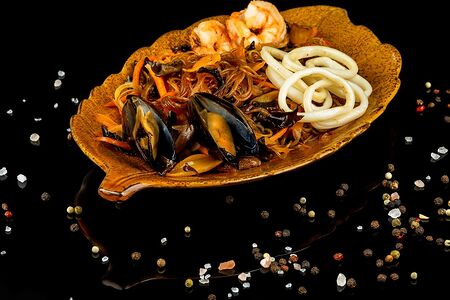 Фунчоза с морепродуктами