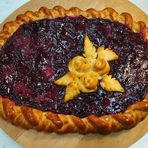 Пирог с яблоком и корицей