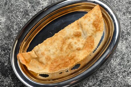 Чебурек с бараниной