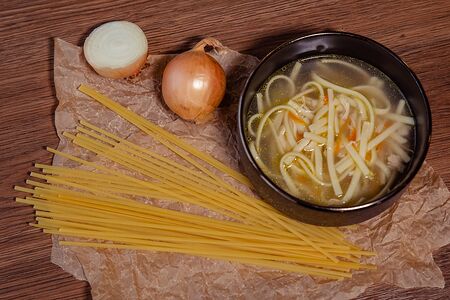 Куриный суп с лапшой