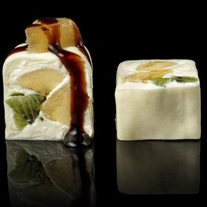 Արքայախնձորով սվիթ-ռոլլ