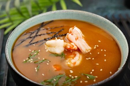 Суп мисо с креветкой