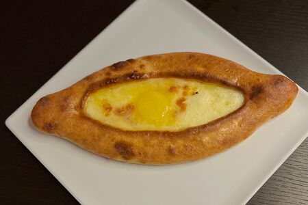 Хачапури по-аджарски