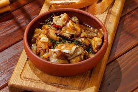 Свиные ушки на гриле