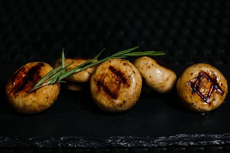 Шампиньоны гриль