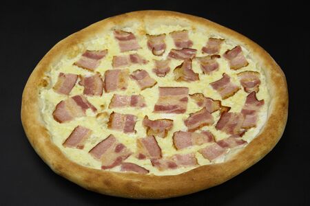 Пицца Дольче Бекон (традиционное тесто)