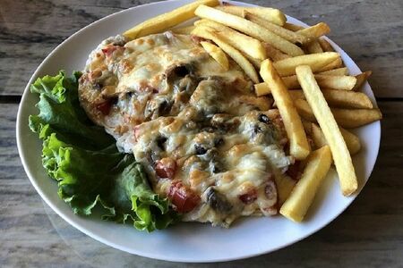 Филе куриное под сырным панцирем