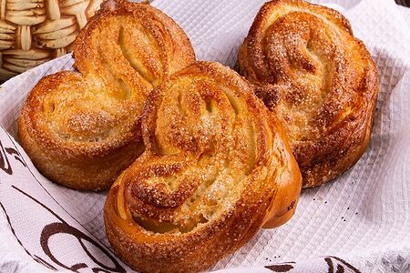 Булочка с сахаром