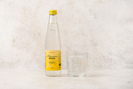 Вода минеральная Тарханская с лимоном