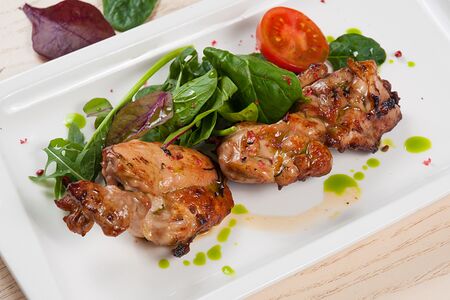 Шашлык из курицы филе бедра