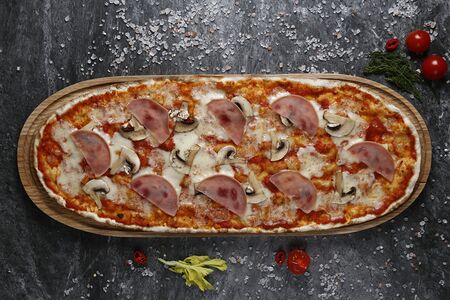 Ветчина и грибы