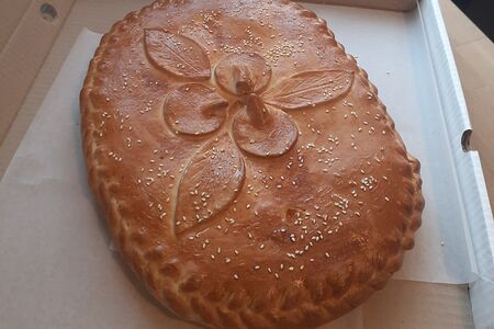 Пирог с говядиной, картофелем и луком