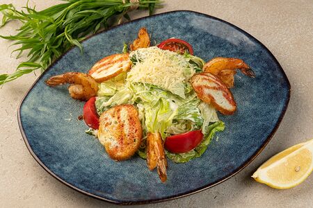 Салат Цезарь с курицей