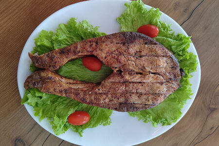 Стейк из толстолоба