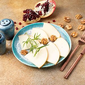 Сыр копченый сулугуни