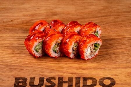 Ролл Калифорния с угрем