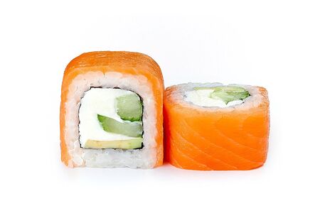 Филадельфия с авокадо и огурцом