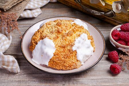 Дениш с клубникой и творогом