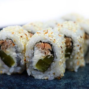 Ролл Такузи