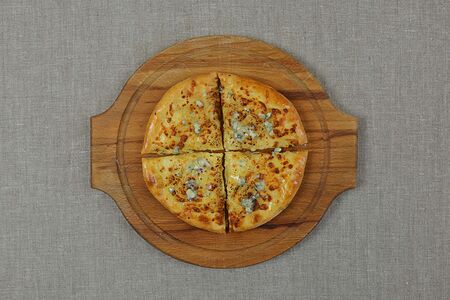 Хачапури Четыре сыра