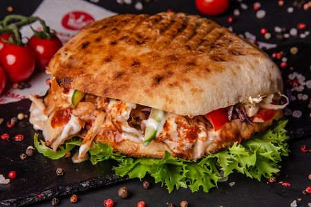 Берлинский дёнер с курицей