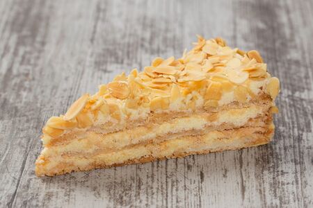 Торт Миндальный