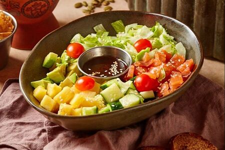 Боул с лососем