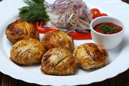 Шампиньоны, запечённые на углях