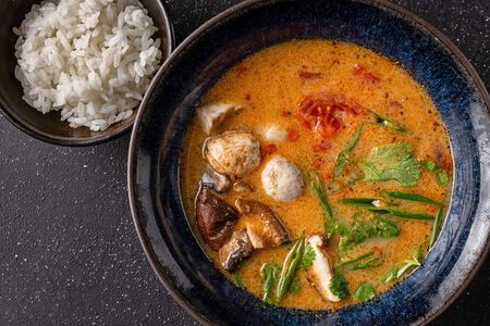 Суп Том ям с рисом