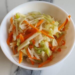 Салат Витаминный с яблоком и морковью