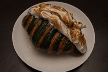 Круассан Лимон-лайм безе