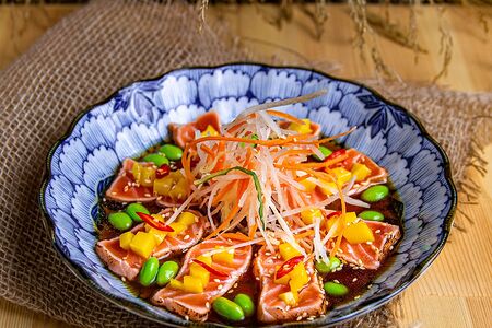 Лосось татаки