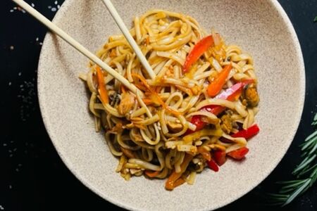 Вок с морепродуктами XL