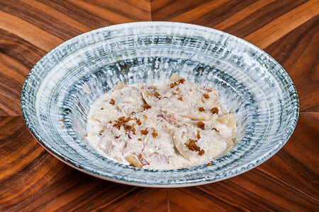 Равиолли с уткой и беконом