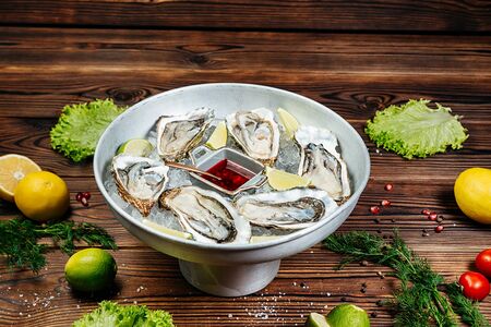 Устрица Императорская средняя