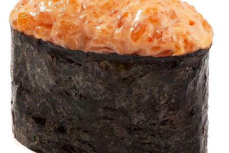 Суши острый лосось