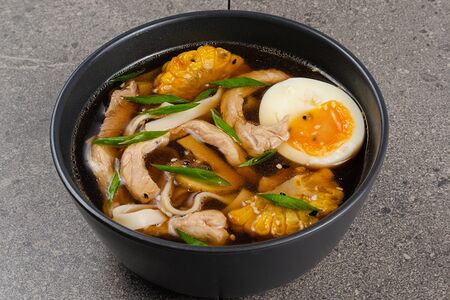 Рамен со свининой