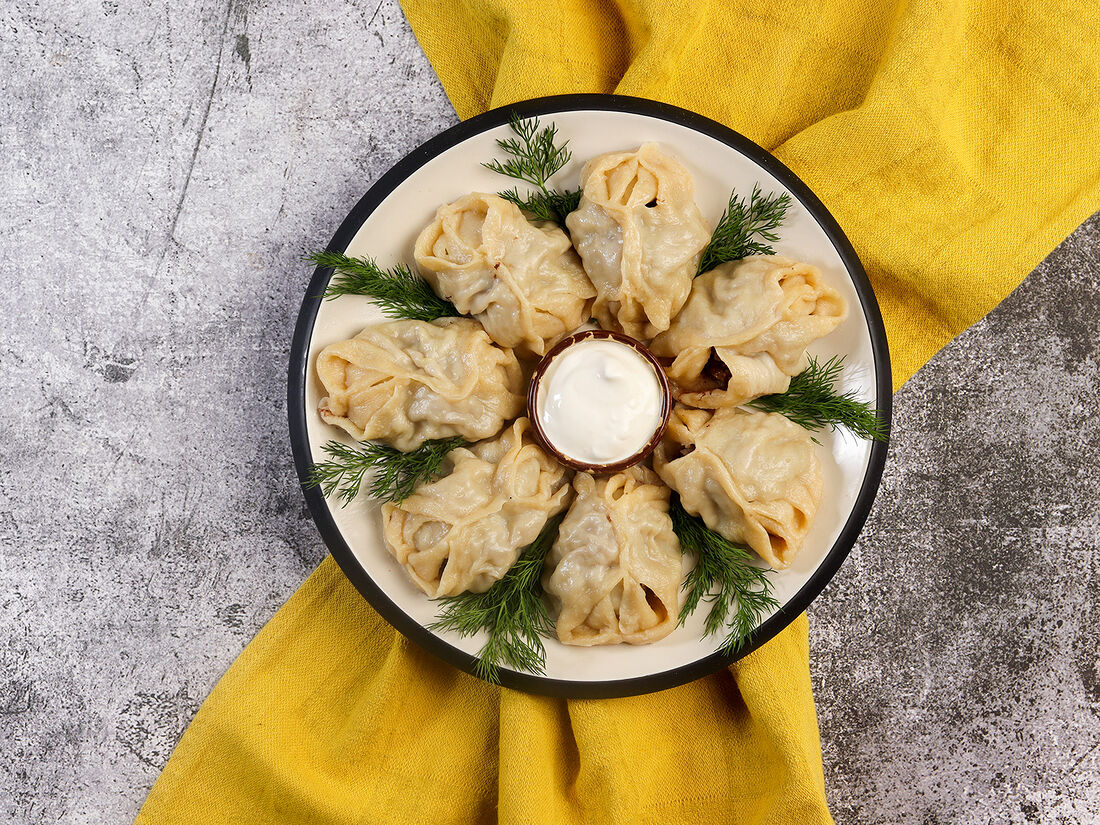 Дагестанская кухня курзе. Курзе Кавказская кухня. Дагестан пельмени курзе. Национальное блюдо Дагестана курзе.