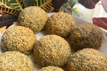 Котлета чечевичная с брокколи