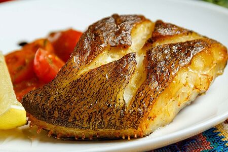 Палтус с овощами