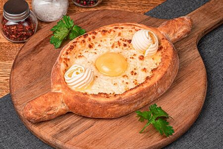 Хачапури по-аджарски