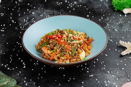Рис, жаренный с овощами