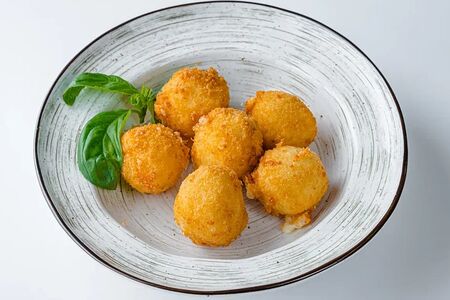 Сырные шарики моцарелла