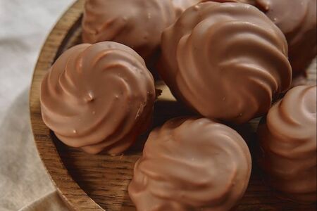 Зефир яблоко-вишня в молочном choko