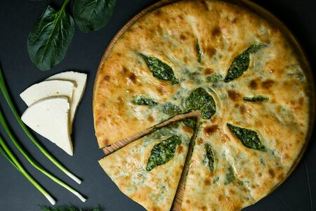 Пирог с сыром и шпинатом