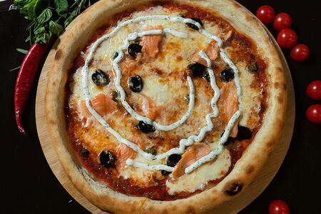 С семгой и соусом фета