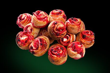 Сладкие рулетики на выбор